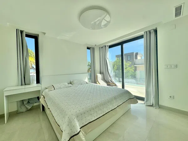 Casa o chalet independiente en Calle d'Equador, 23, Balcón de Finestrat-Terra Marina - Foto 4