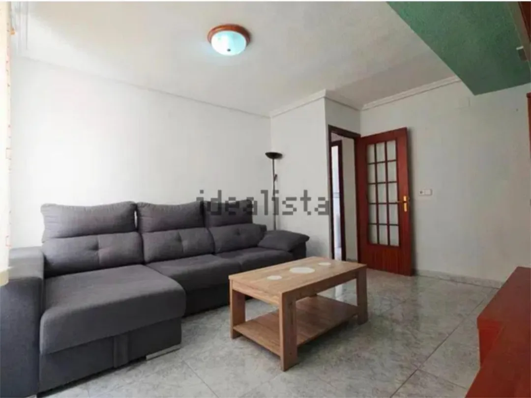 Piso en  Calle Aaiun 11