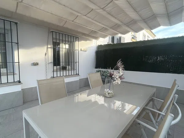 Casa o chalet independiente en Calle Almirante Cervera, 1 - Foto 1