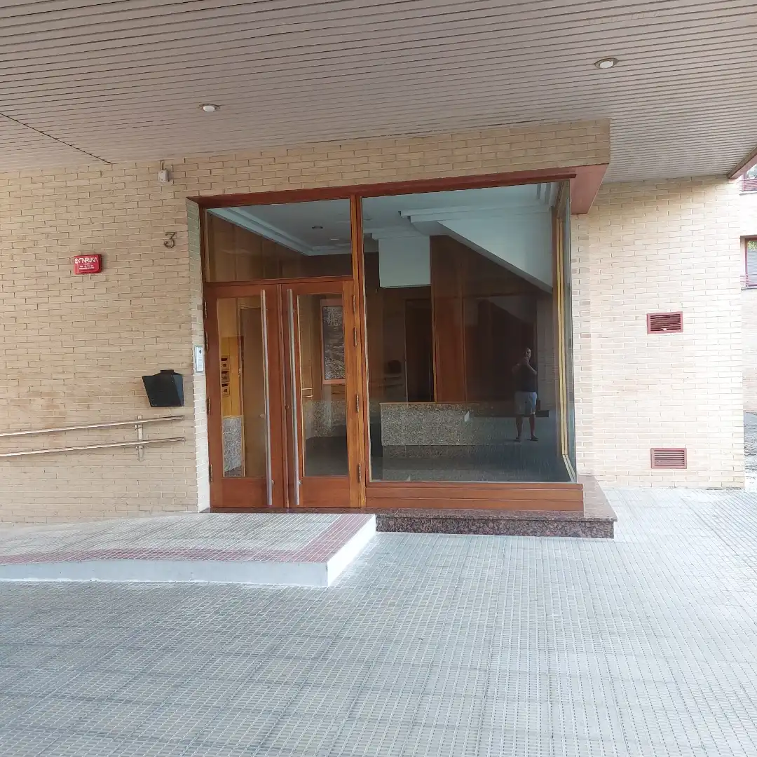 Piso en  Calle de la Comunidad de Castilla La Mancha 3 - Foto 2