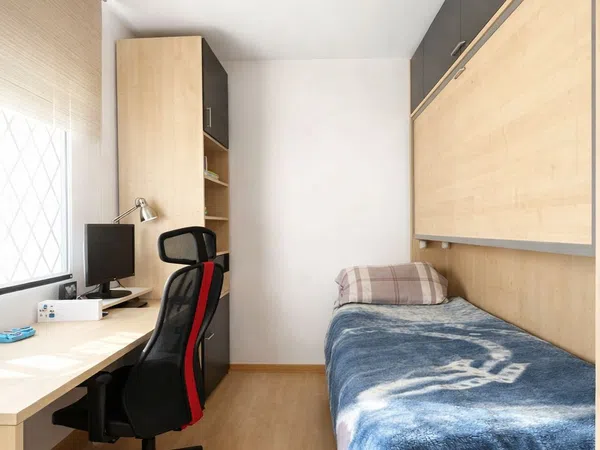 Casa independiente en avenida Ramon Escayola, 1 - Foto 6