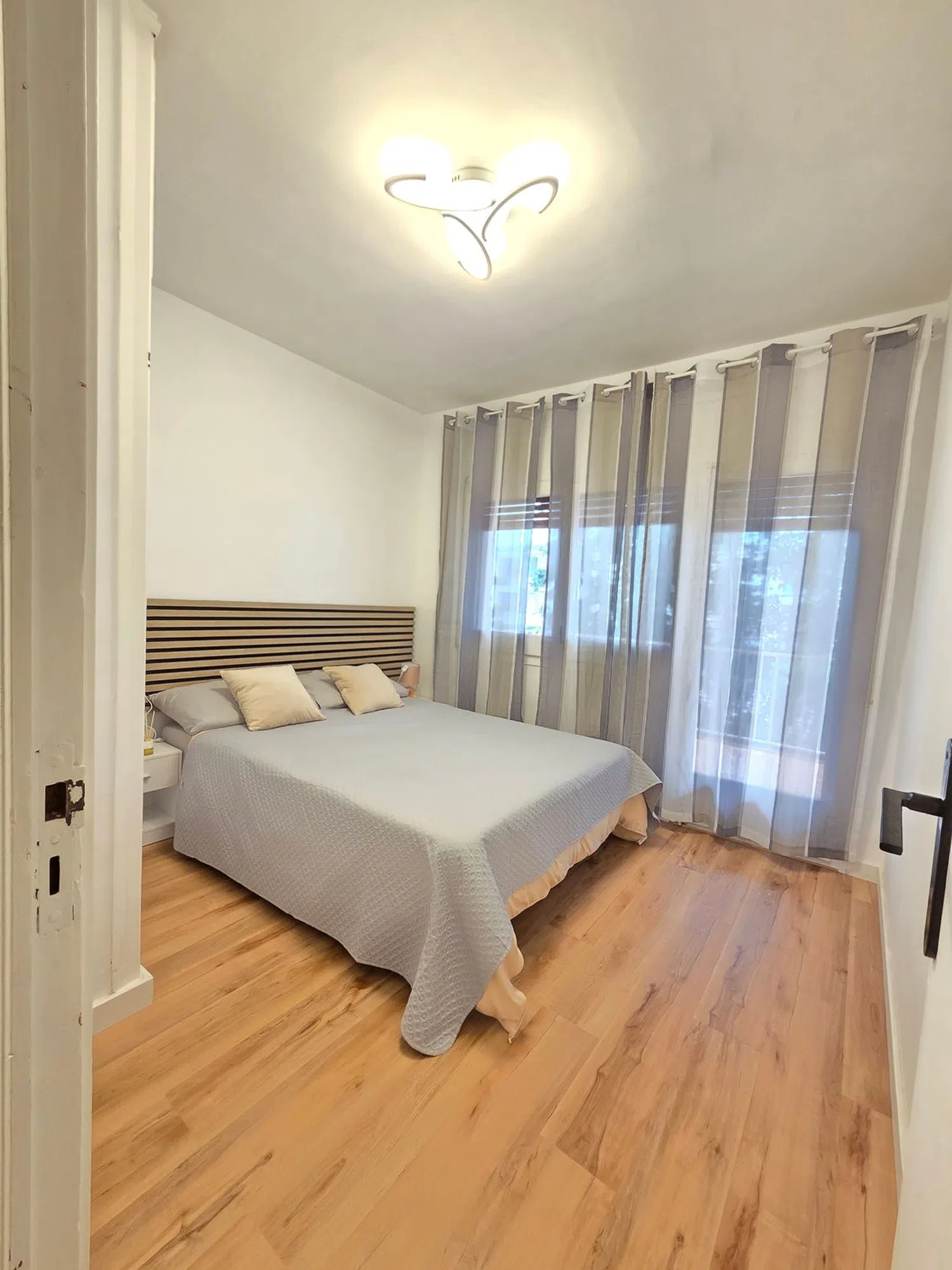 Piso en La Pineda - Foto 13