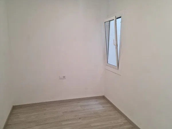 Piso en Centre - Passeig i Rodalies - Foto 6