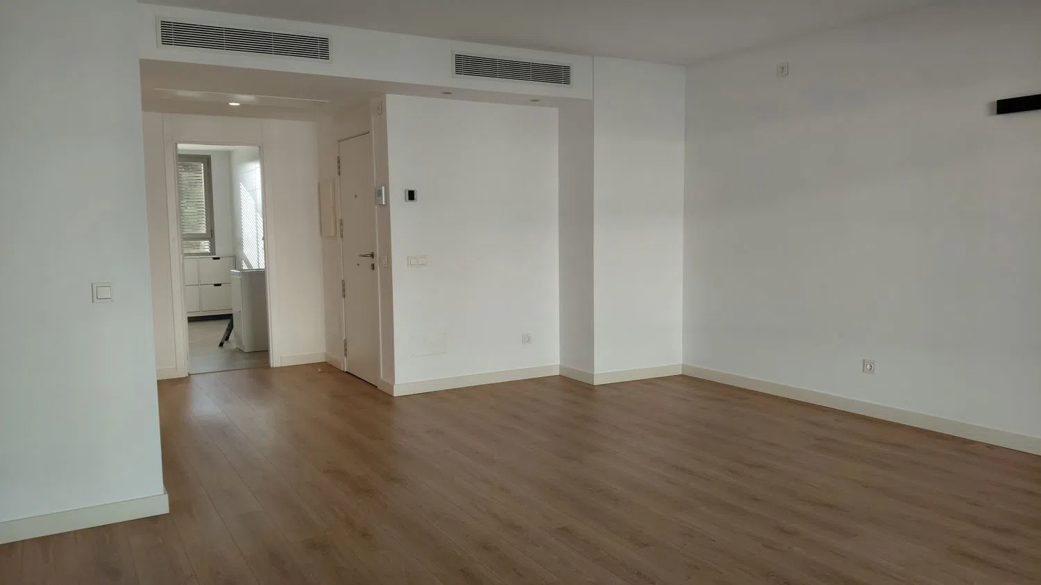 Piso en calle de l'Uruguai, 6 - Foto 2