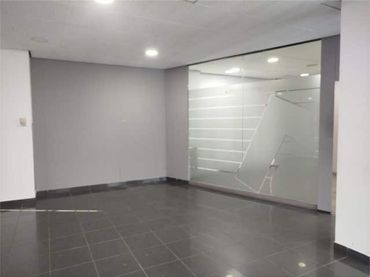 Local comercial en Centro de Gelves - Foto 3