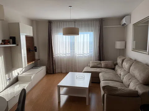 Piso en calle Pintor Fernando Belda, 60
