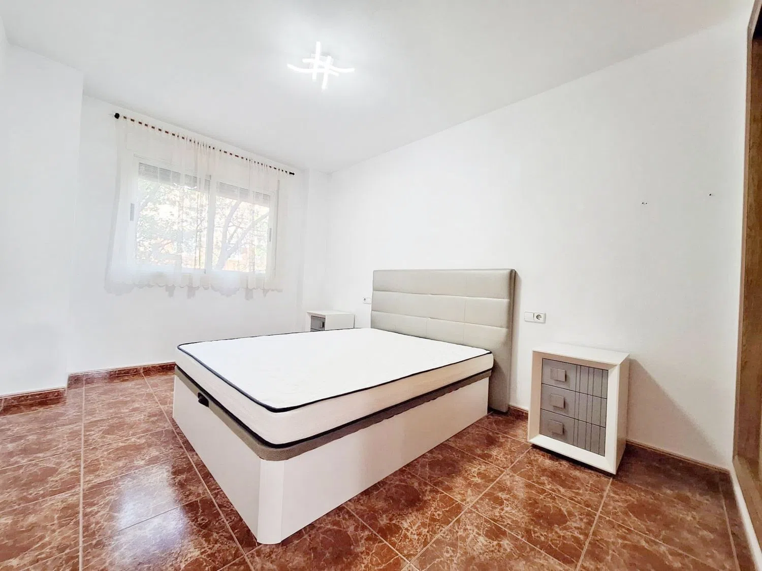 Piso en calle Acropolis, 31 - Foto 7