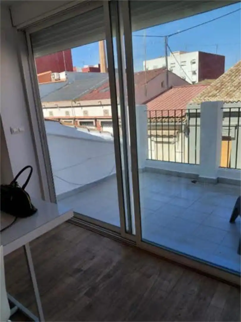 Piso en Cabañal - Foto 3