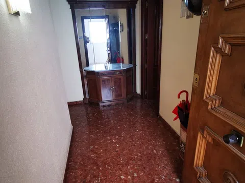 Piso en calle Cristo de la Yedra, 19