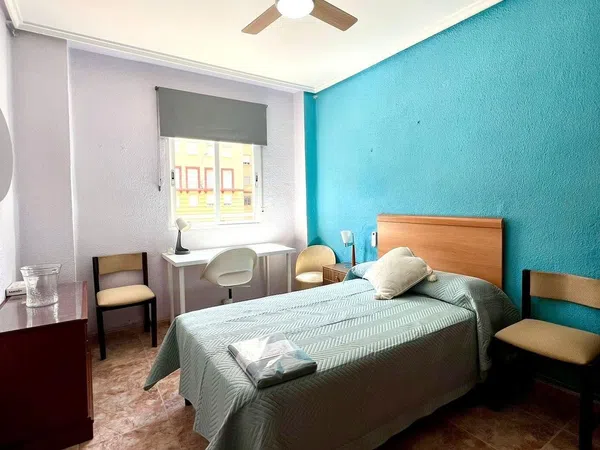 Piso en Plaza Pintor Anglada, L'Illa Perduda - Foto 1