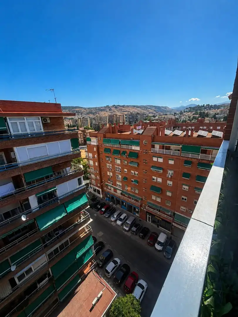 Piso en  Calle Fontiveros 31 - Foto 5