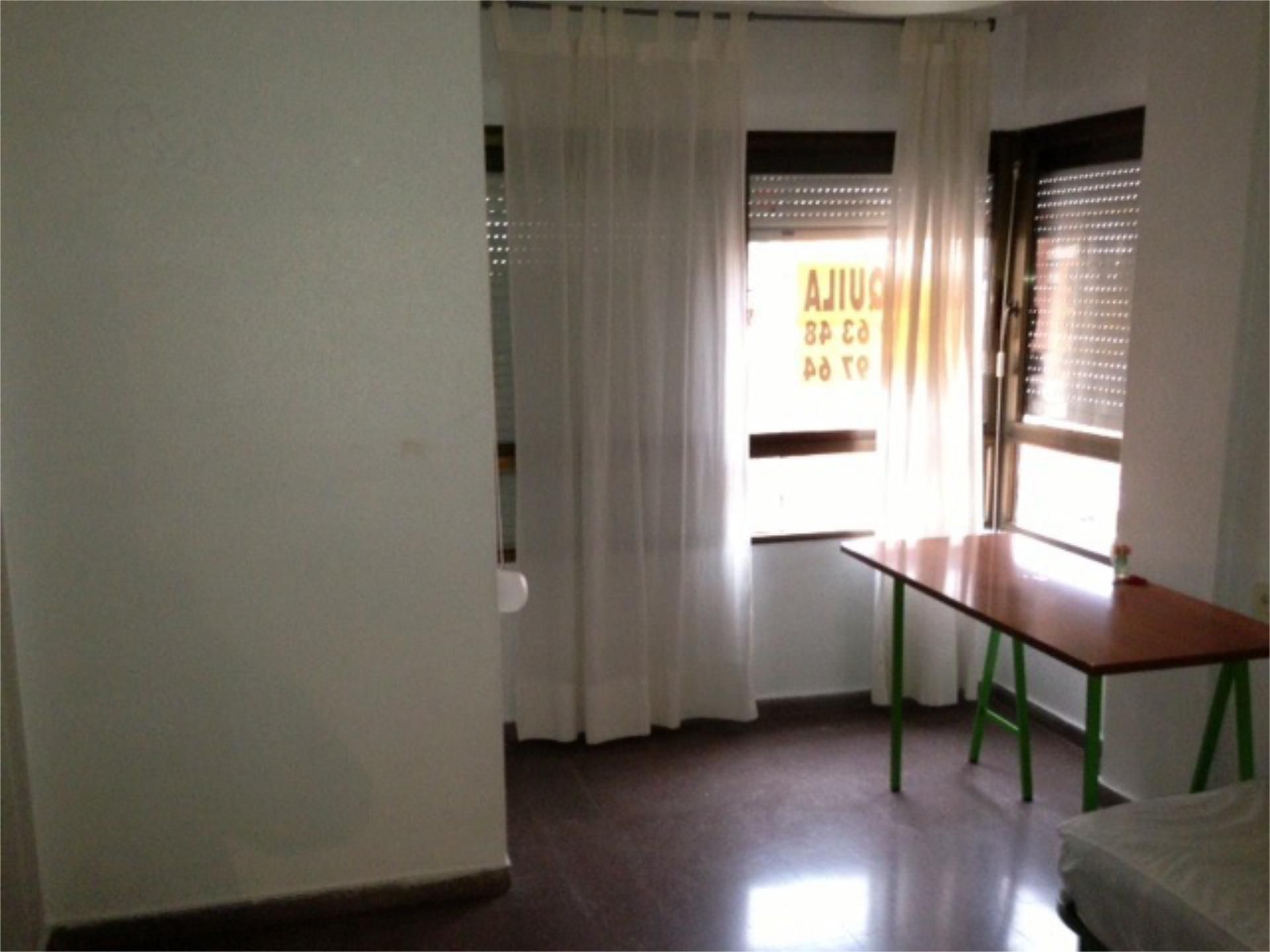 Piso en  Calle Floridablanca 1