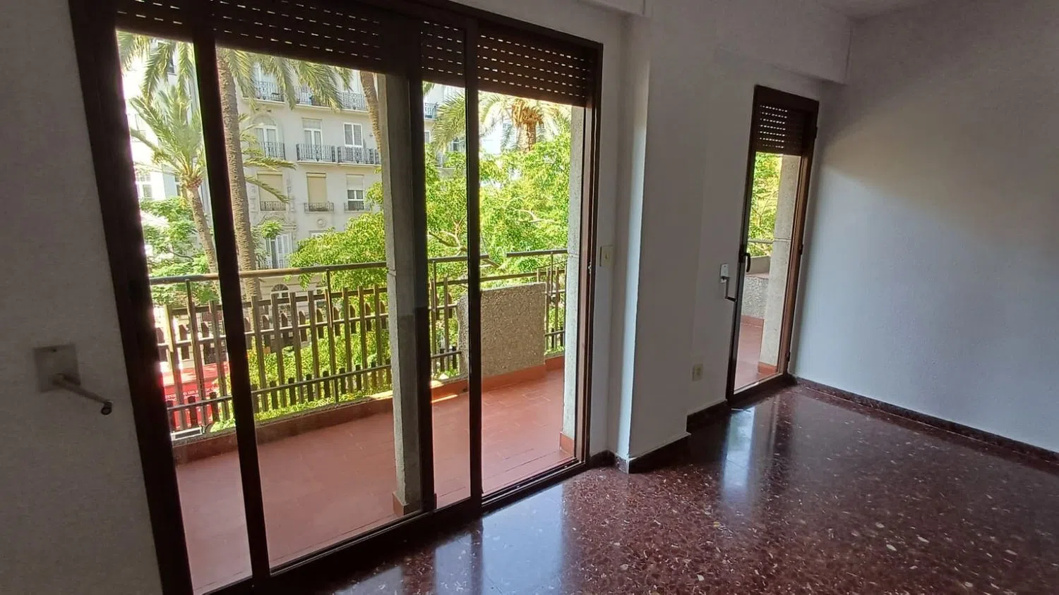 Piso en avenida del Regne de València, 47 - Foto 3