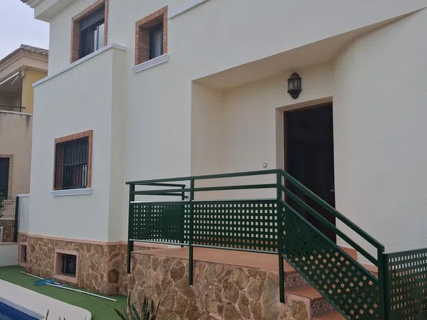 Chalet pareado en Calle Miguel de Cervantes, 4 - Foto 4