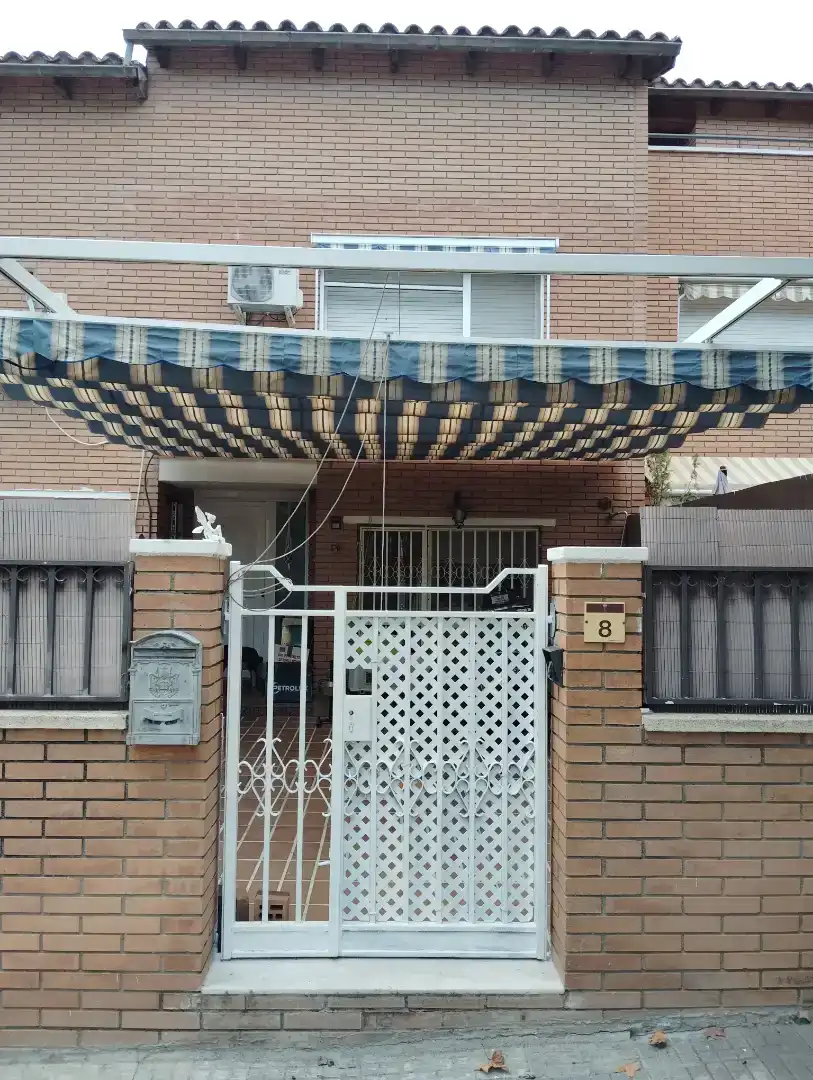 Casa adosada en  Carrer del Camí de Sant Antolí 22 - Foto 24