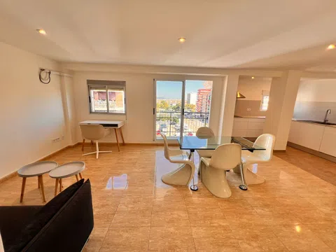 Piso en calle del Comte de Lumiares, 15