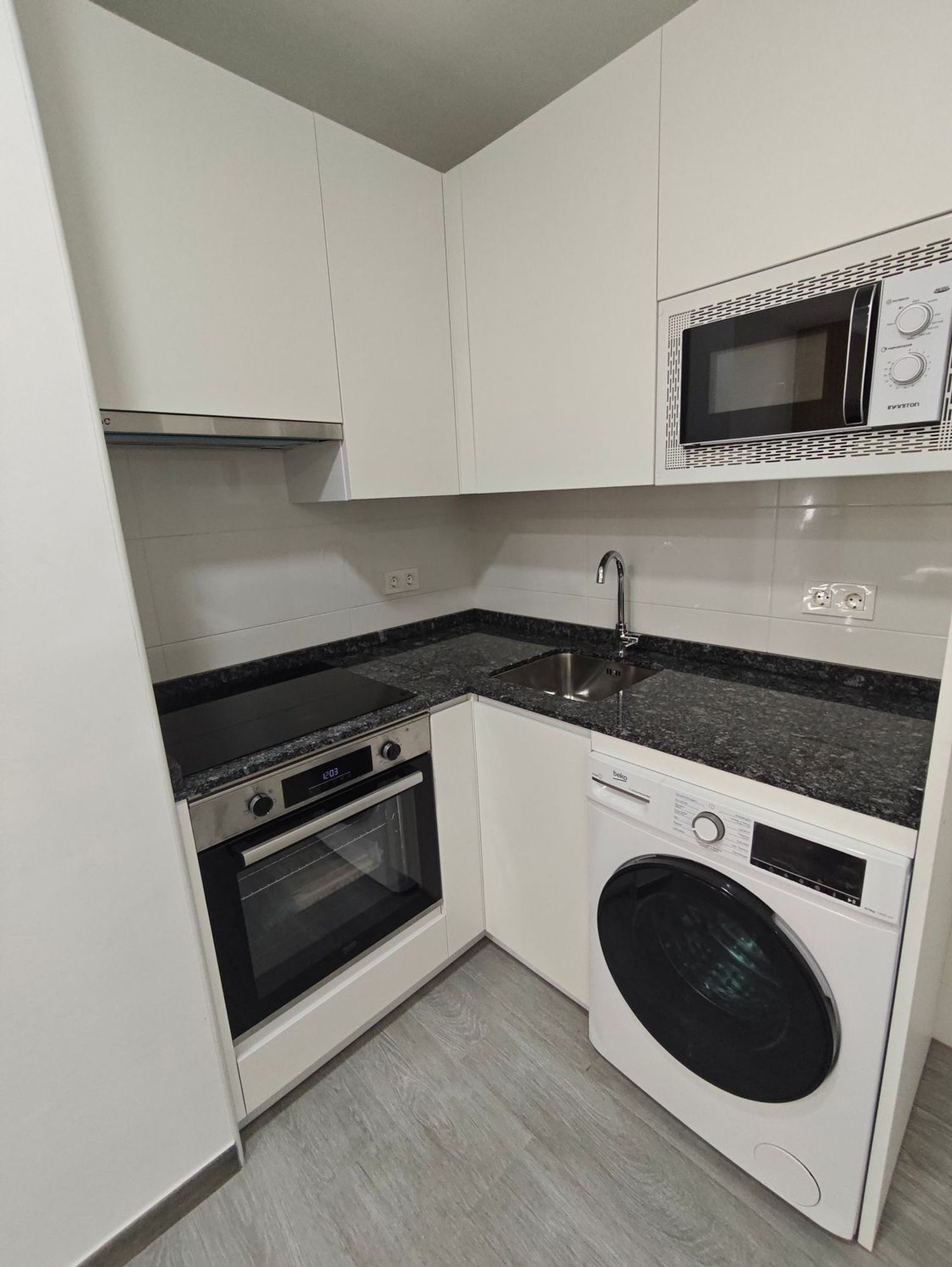 Piso en calle Jesús García Bernalt, 1 - Foto 3