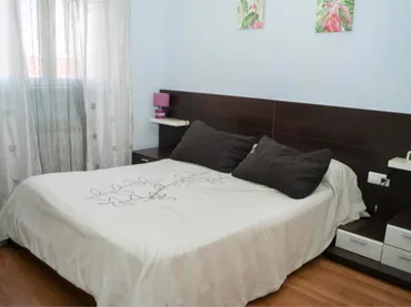 Chalet en Plasencia - Foto 5