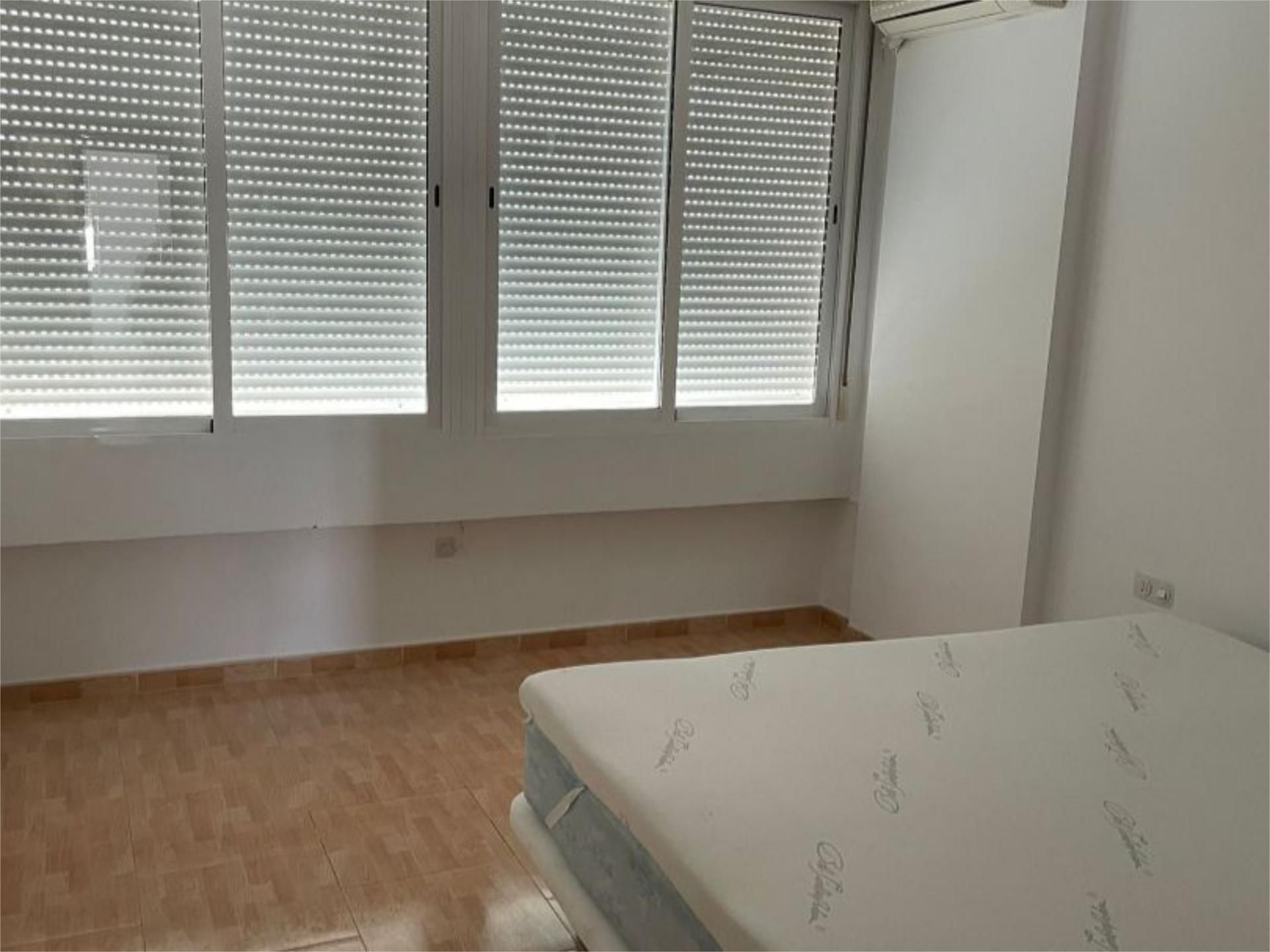 Piso en  Calle Martín Villa 6 - Foto 5