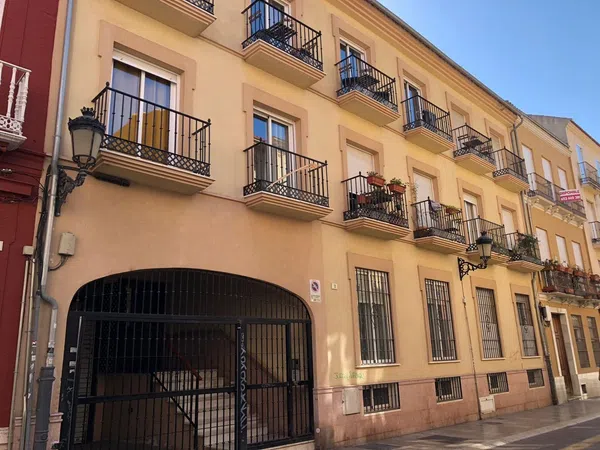 Piso en Calle Montaño - Foto 15