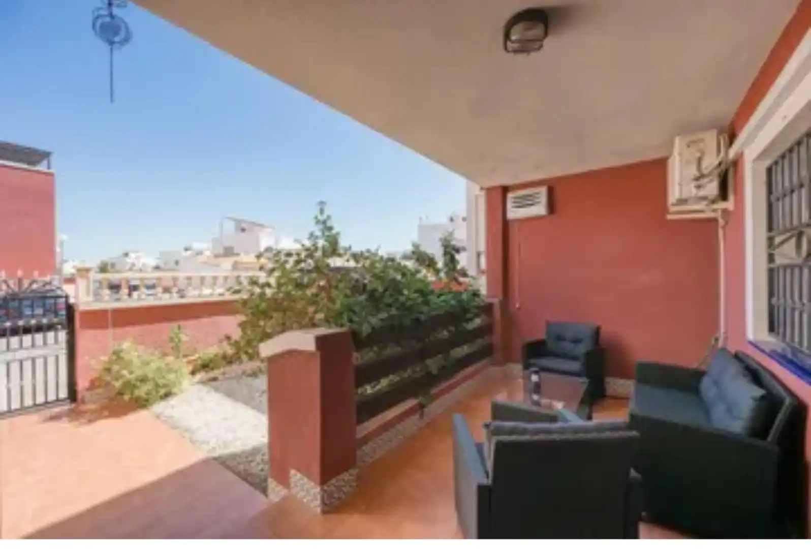 Planta baja en  Calle Lago Bañolas 24 - Foto 7