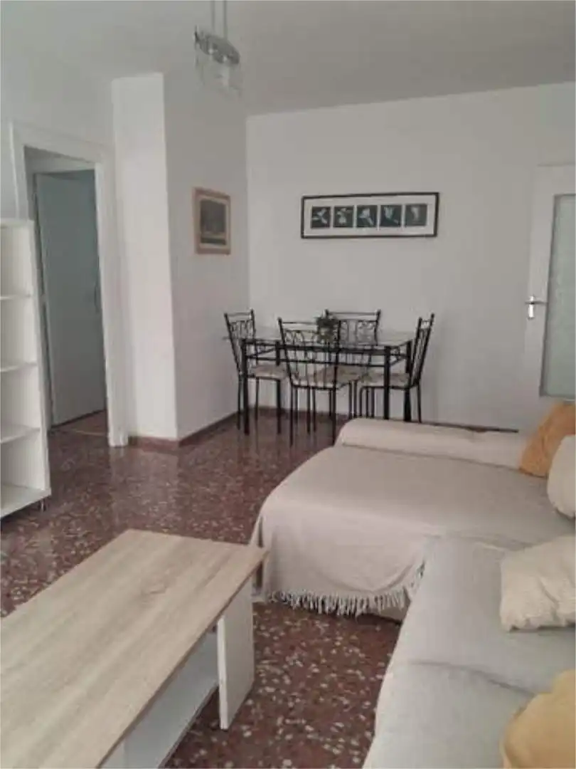 Piso en Ciudad Jardin - Foto 2