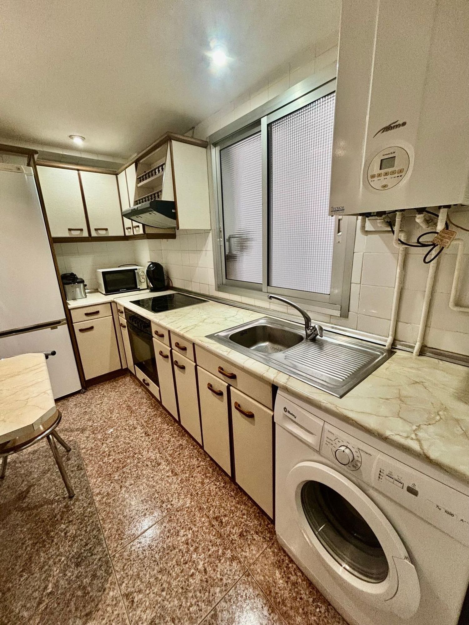 Piso en Barrio Pol Universidad Romareda - Foto 8