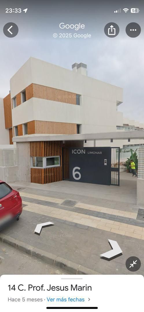 Piso en  Calle Profesor Jesus Marin 15