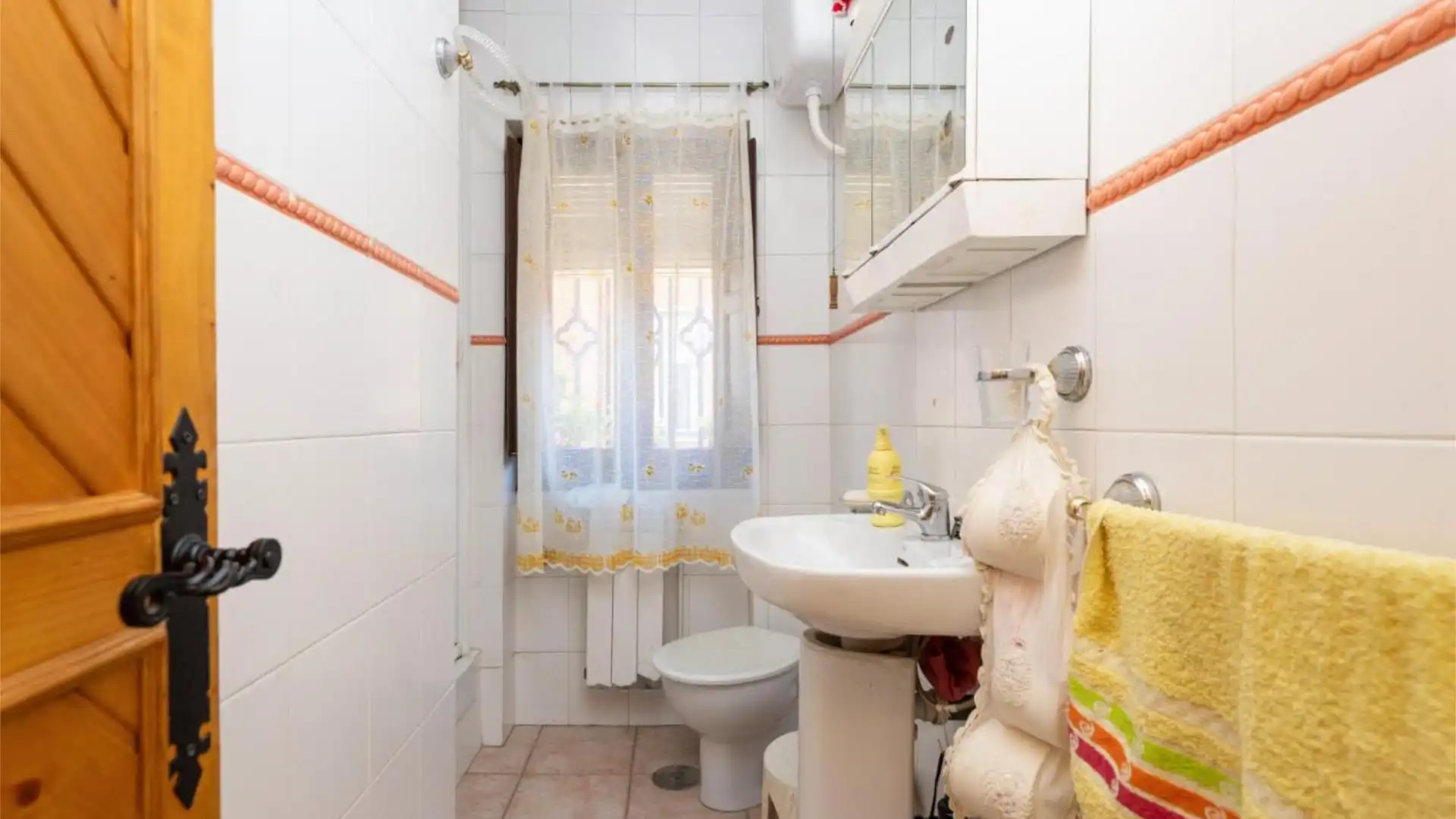 Casa adosada en  Calle Santa Herminia 37 - Foto 29