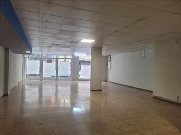 Local comercial en Collblanch  Sants - Foto 6