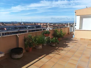 Piso en  Carrer Segrià 30 - Foto 1