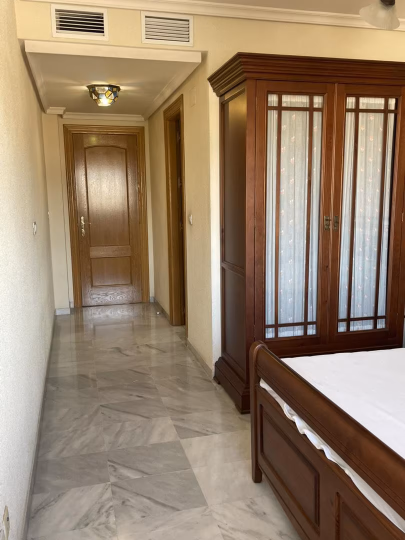 Piso en  Avenida de Francisco Ayala 51 - Foto 14