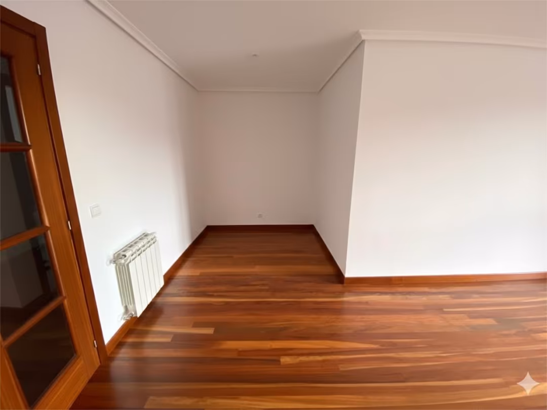 Piso en  Calle Francisco Tomás y Valiente 1 - Foto 4