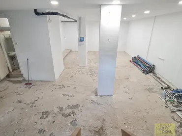 Local comercial en L'Hospitalet de Llobregat - Foto 3