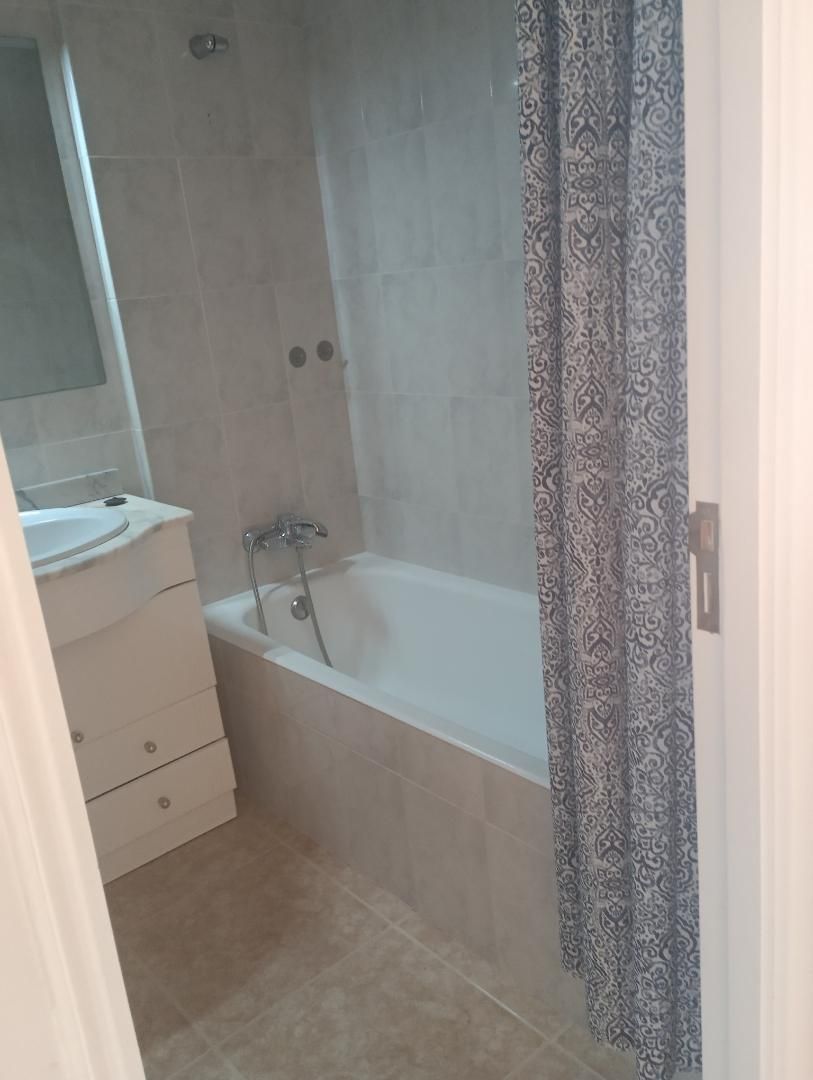 Planta baja en  Calle de la Colegiata 9 - Foto 11