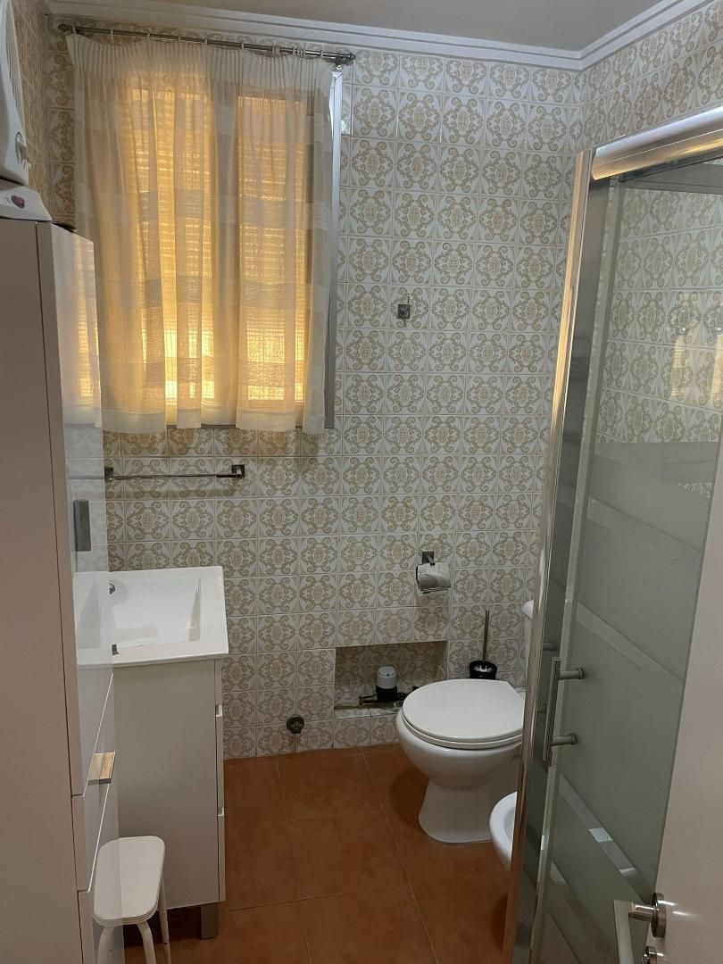 Planta baja en  Carrer de Montanejos 4 - Foto 6