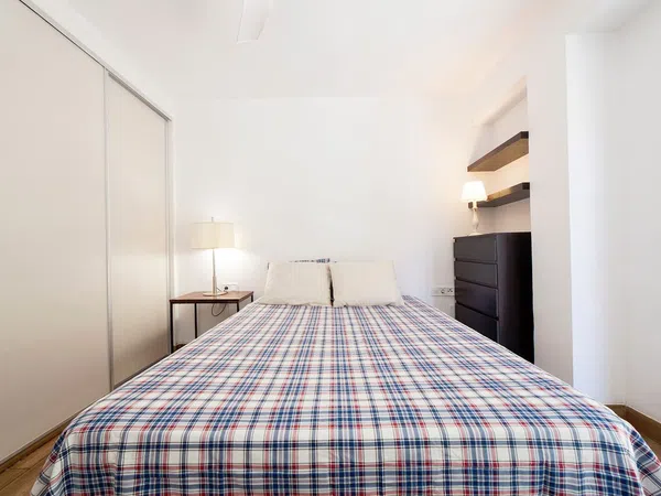 Piso en calle d' Antonio Ponz, 114 - Foto 8