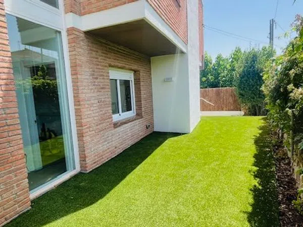 Casa o chalet independiente en Calle de Wenceslao Guadall, 11 - Foto 1