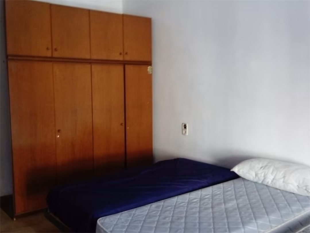 Piso en  Carrer de Josep Anselm Clavé 1 - Foto 4