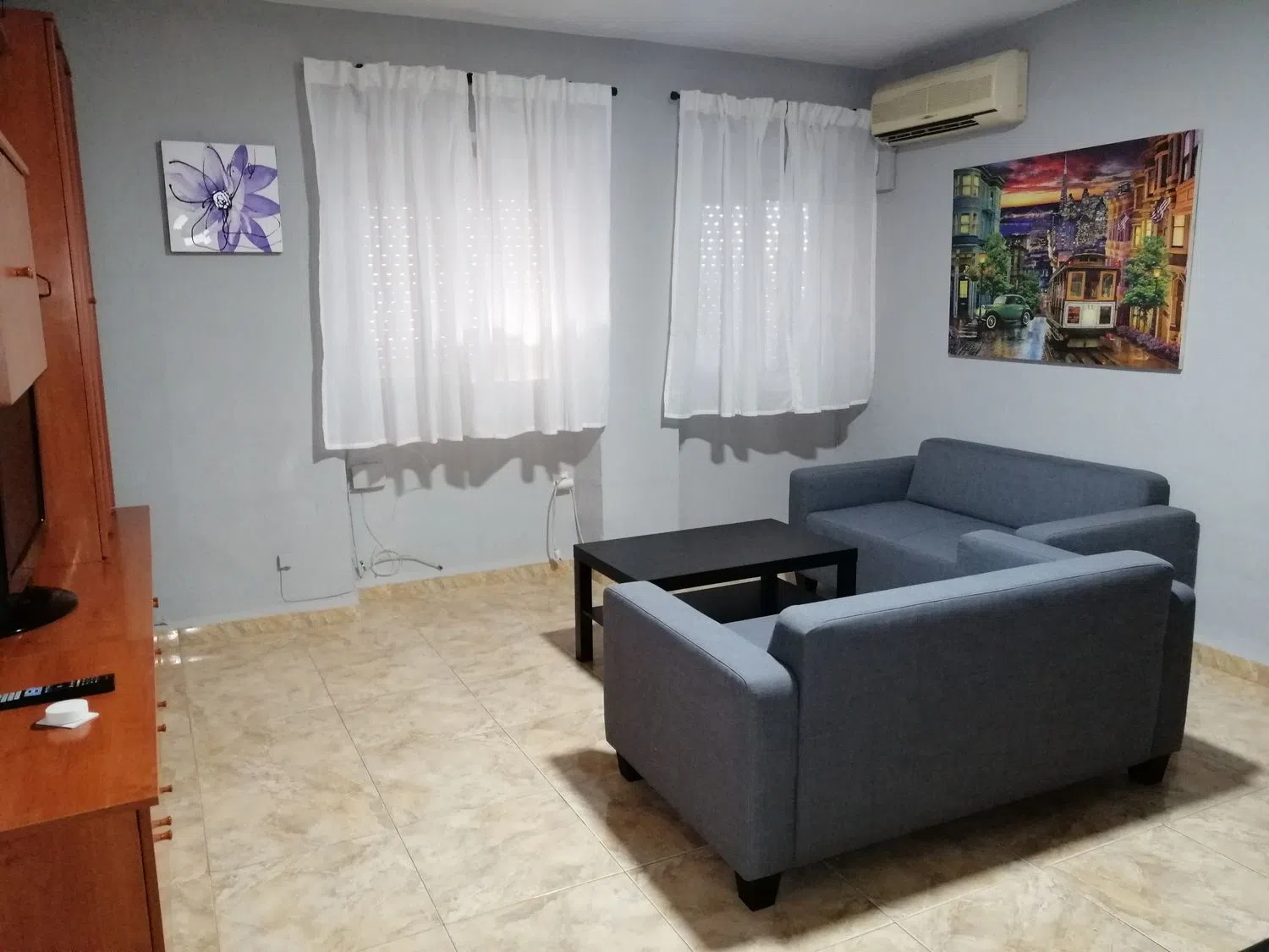 Piso en calle Tarfia, 63 - Foto 2
