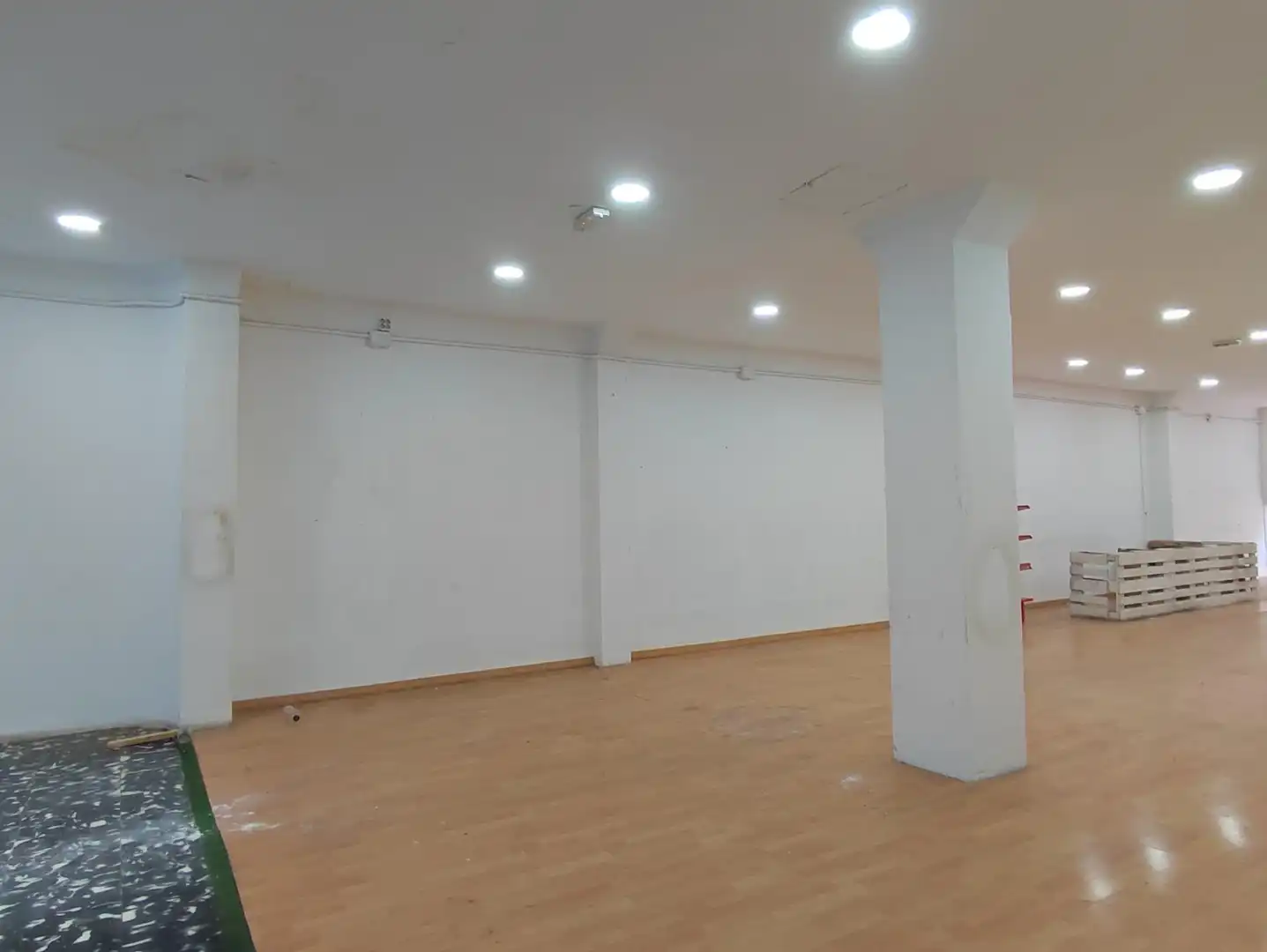 Local comercial en Sabadell - Foto 9