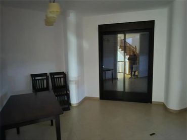 Casa adosada en  Calle la Planta 10 - Foto 4