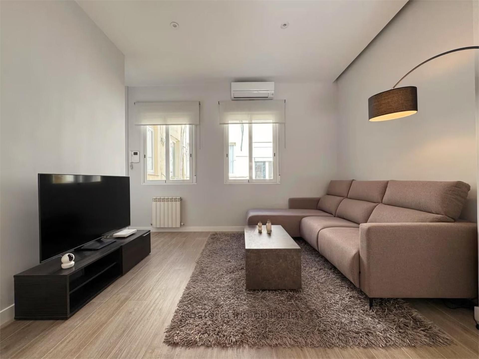 Piso en  Avenida Carlos V 20 - Foto 2