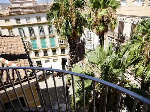 Piso en calle Herrería del Rey, 1