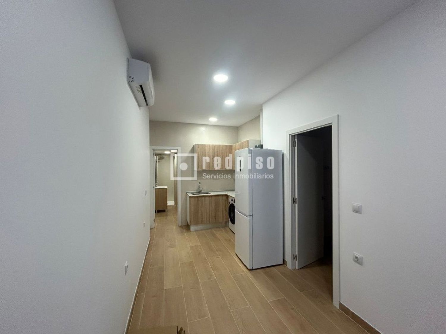 Piso en Calle Pol Lux - Foto 2