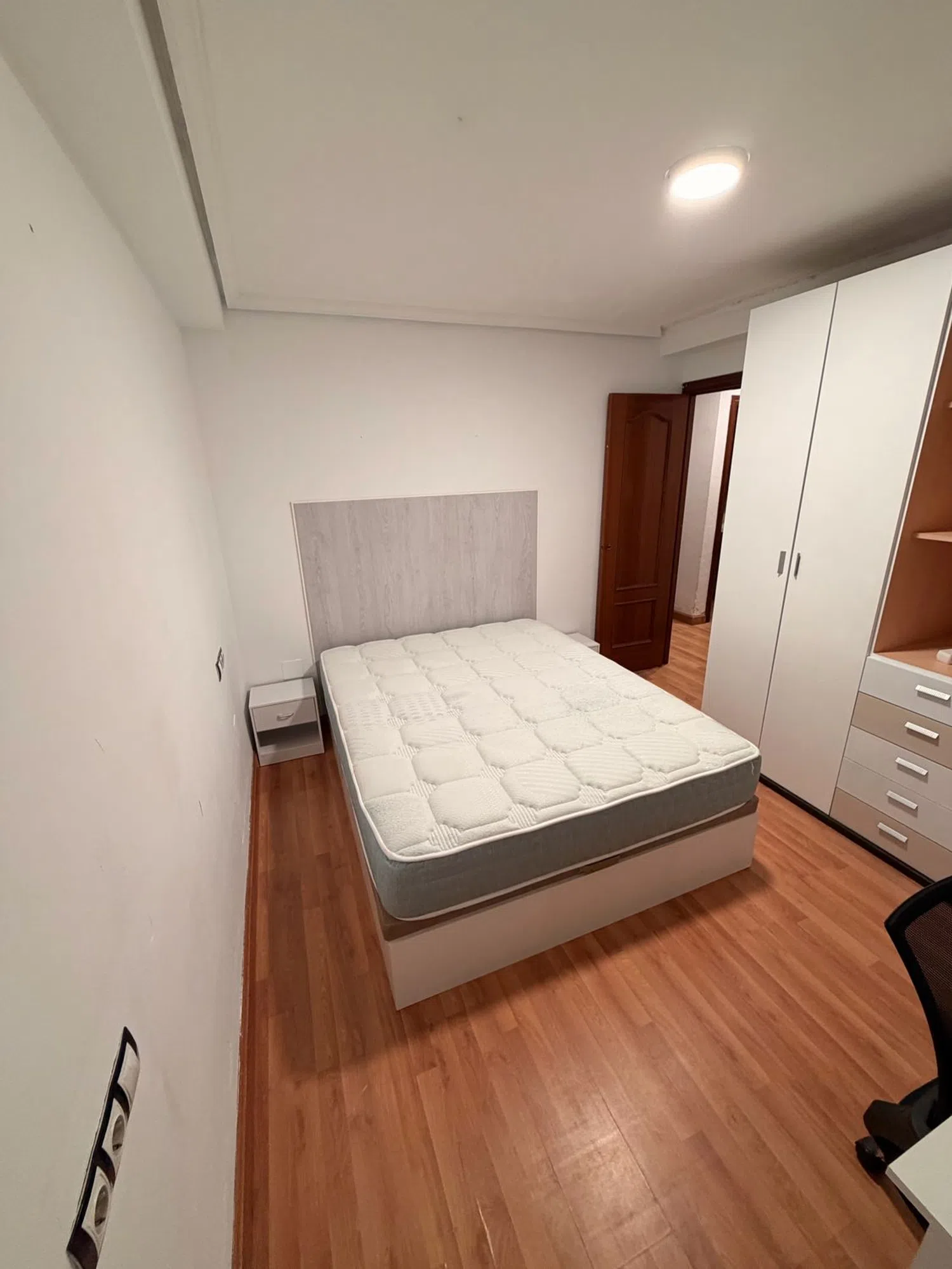 Piso en calle Pintor Velázquez, 1 - Foto 2