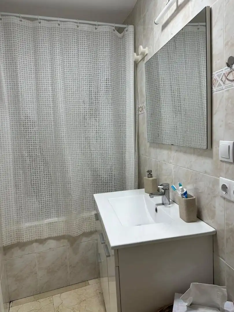 Estudio en  Carrer Cavallers 2A - Foto 4