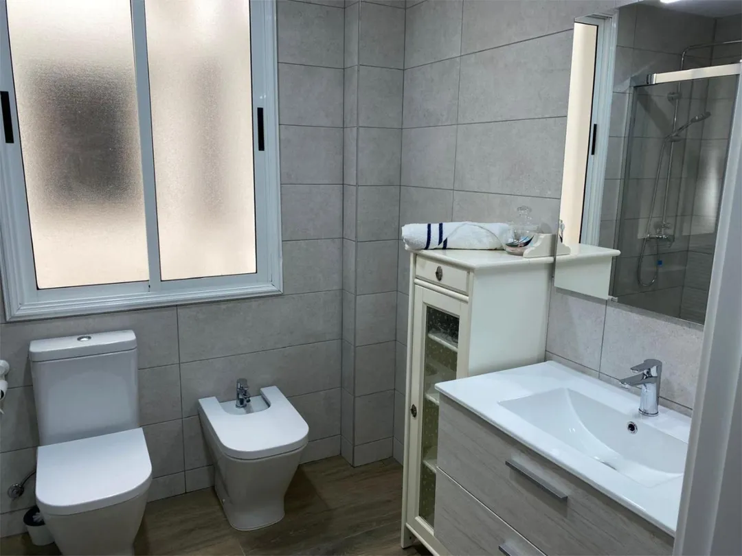 Piso en  Calle la Marina 63 - Foto 6