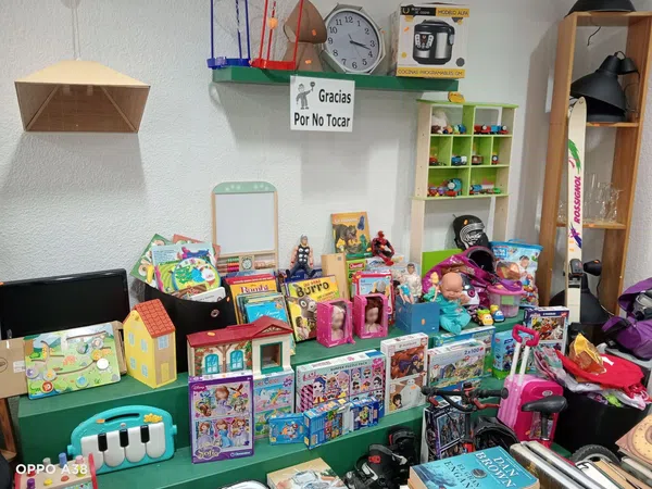 Tienda en traspaso en Calle Cap de Creus, 35 - Foto 6