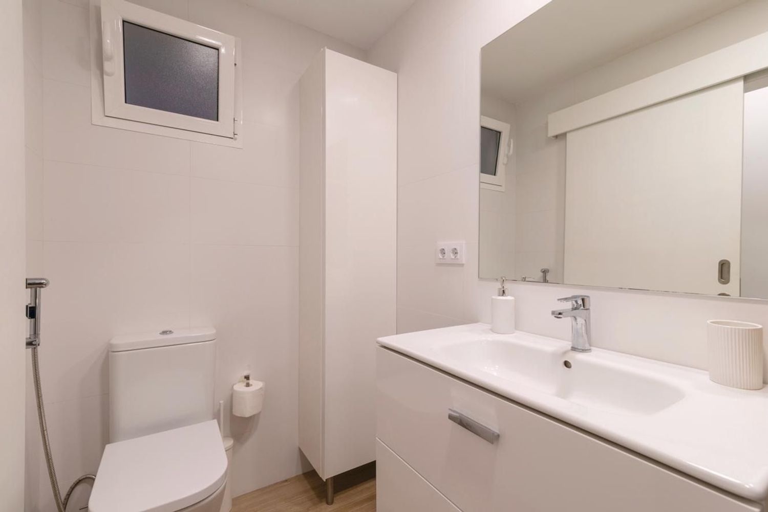 Piso en calle Bernardo de la Torre, 108 - Foto 2